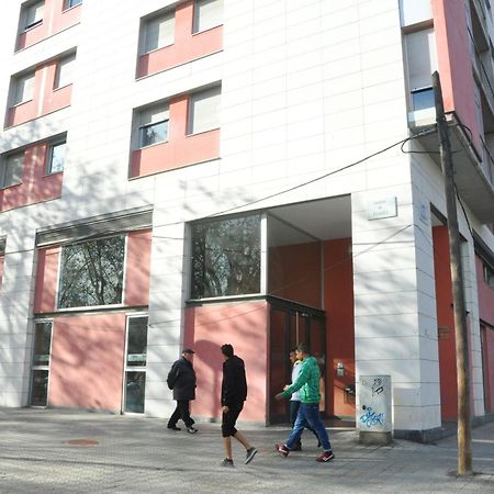 Residencia Universitaria La Ciutadella Барселона Экстерьер фото