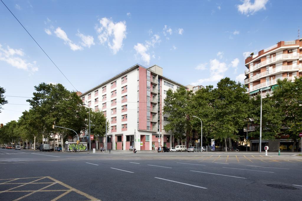 Residencia Universitaria Resa La Ciutadella Барселона Экстерьер фото